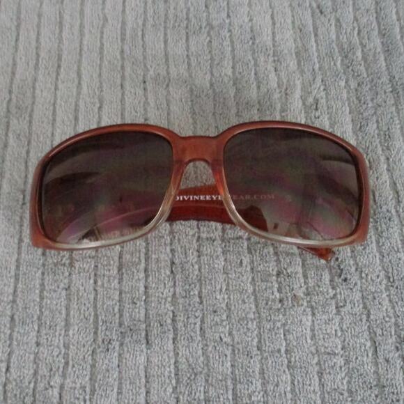 New Divine Eyewear Vixen Orange Fade/Amber Gradient Sunglasses NWT Women's - Picture 7 of 9